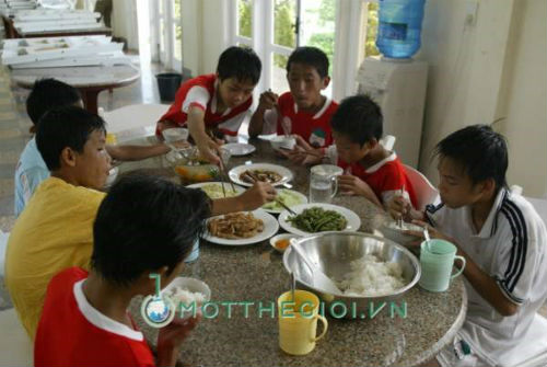 Ảnh độc: Ngắm các cầu thủ HAGL JMG những ngày còn bé tí - 5