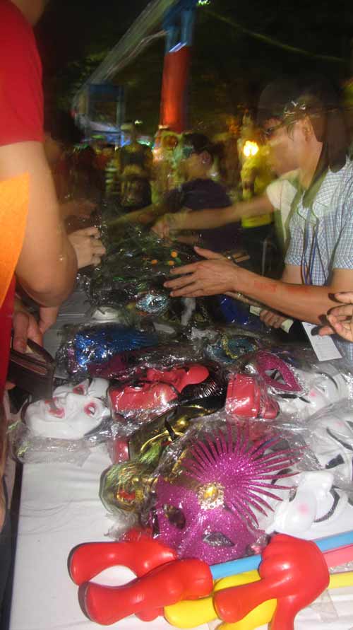 Kiếm tiền triệu trong đêm ma quỷ Halloween - 7