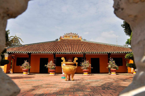 Khám phá ngôi chùa gần 300 năm tuổi giữa Sài Gòn - 1