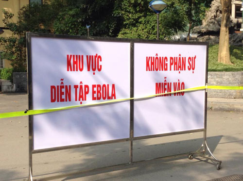 Sắp diễn tập lớn ứng phó dịch Ebola - 1
