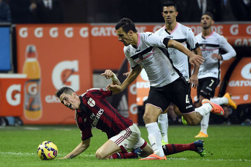 AC Milan - Palermo: Rung chuyển San Siro - 1