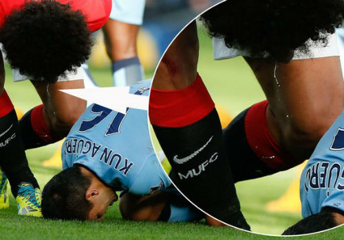 Nghi án Fellaini nhổ nước bọt vào Aguero - 1