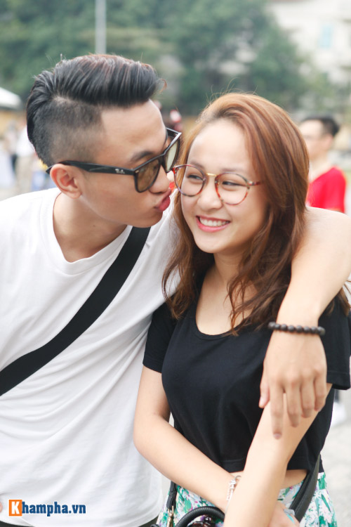 Mạnh Tiến khoe tài tâng bóng nghệ thuật điêu luyện - 3