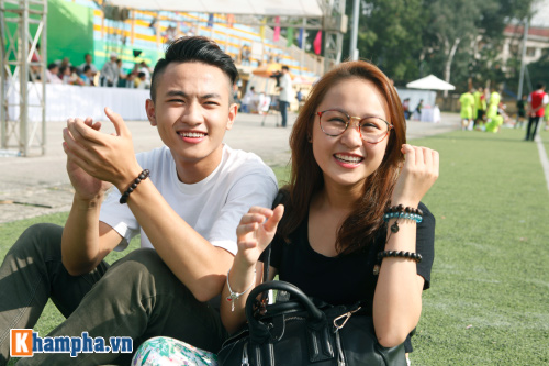 Mạnh Tiến khoe tài tâng bóng nghệ thuật điêu luyện - 8