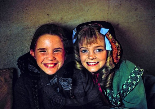 Tình bạn của 2 cô bé đối thủ "Ngôi nhà nhỏ trên thảo nguyên" - 4