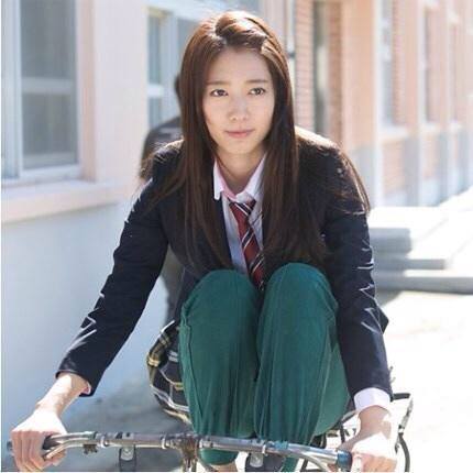 Những sao Hàn "tham công tiếc việc" nhất năm 2014 - 2