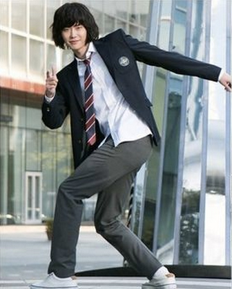 Những sao Hàn "tham công tiếc việc" nhất năm 2014 - 4