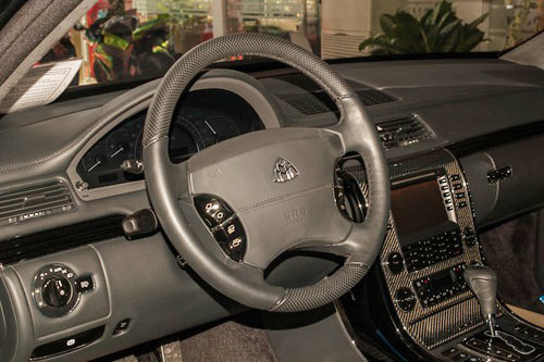 Khám phá Maybach 62S của bố chồng Hà Tăng - 5