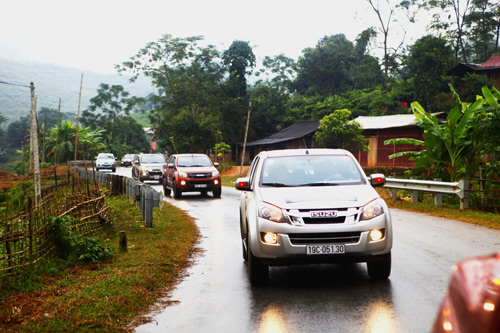 Caravan D-Max: Hành trình kết nối đam mê – Sẻ chia cộng đồng - 1