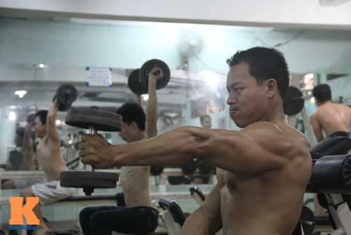 Thợ sửa điện tử Lê Văn Công & động lực để phá kỷ lục TG - 6