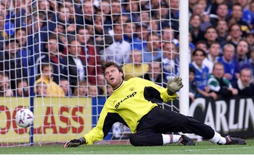 Điểm mặt 10 bản hợp đồng “tốn cơm” nhất trong lịch sử M.U - 2