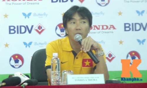HLV Miura nhận xét cầu thủ VN ít kinh nghiệm thi đấu - 1