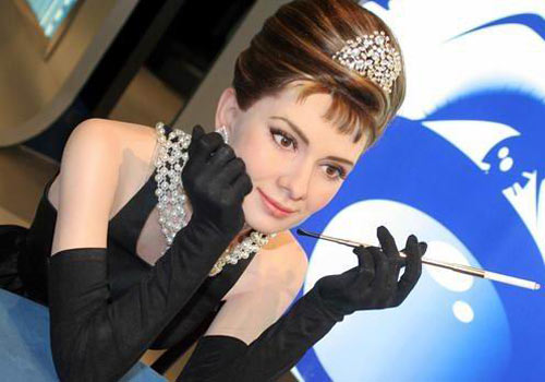 Bật mí về những bức tượng sáp của các sao thế giới - 2