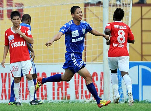 Top 5 pha lập công đẹp nhất V6 V-League - 1