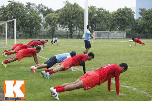 ĐT Việt Nam nhồi thể lực, rèn tốc độ trước AFF Cup - 8