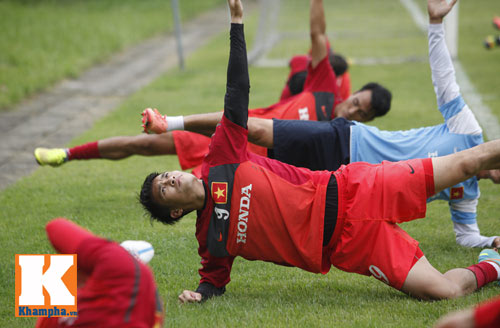 ĐT Việt Nam nhồi thể lực, rèn tốc độ trước AFF Cup - 9