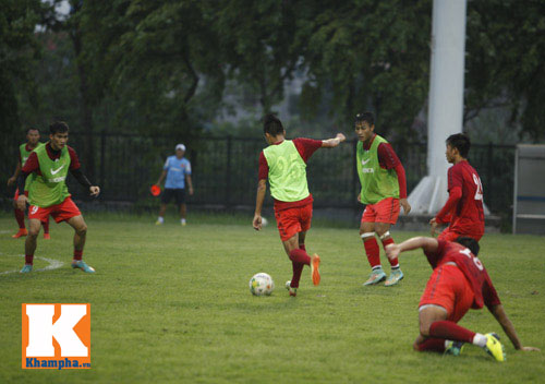 ĐT Việt Nam nhồi thể lực, rèn tốc độ trước AFF Cup - 11