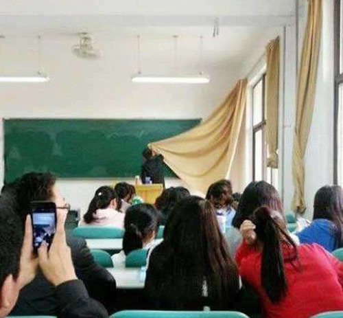 Top những hành động hài khó lý giải - 6