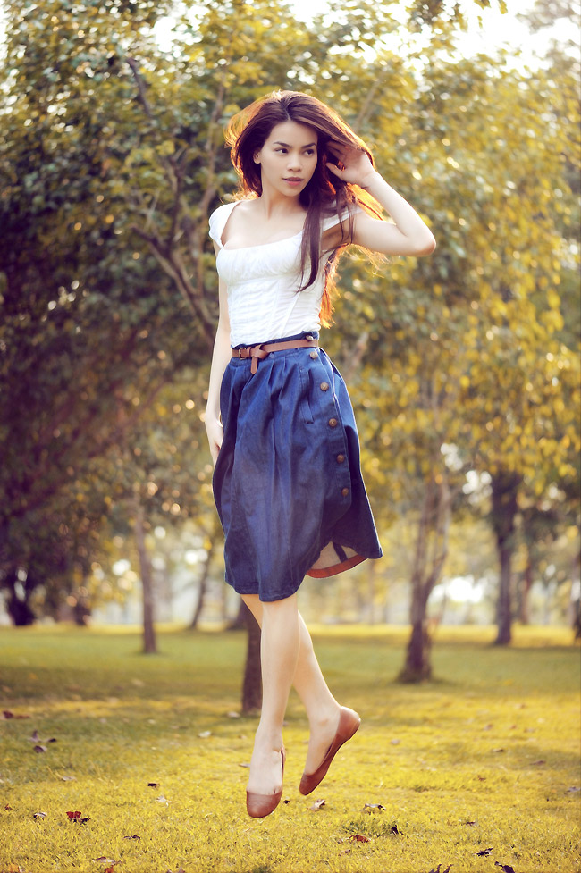 Thời trang đường phố của Hà Hồ cũng được nhiều người học theo.&nbsp;
