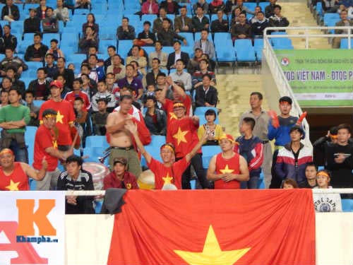 Vắng U19, sân Mỹ Đình đìu hiu ngày ĐT Việt Nam thi đấu - 6