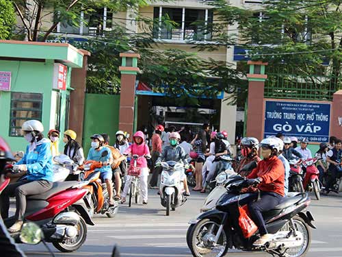 TPHCM: Đăng ký 4 môn mới được... học thêm - 1