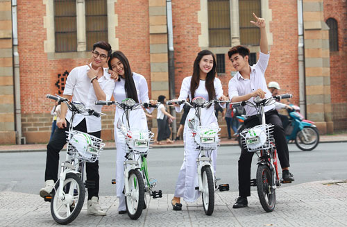 "Soi" đồng phục của teen hai miền Bắc – Nam - 8