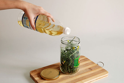 Tự làm tinh dầu rẻ tiền dưỡng da cực tốt - 4