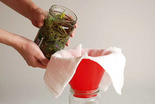 Tự làm tinh dầu rẻ tiền dưỡng da cực tốt - 8