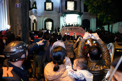 Beckham điển trai đến VN khiến fan nữ "điên đảo" - 10