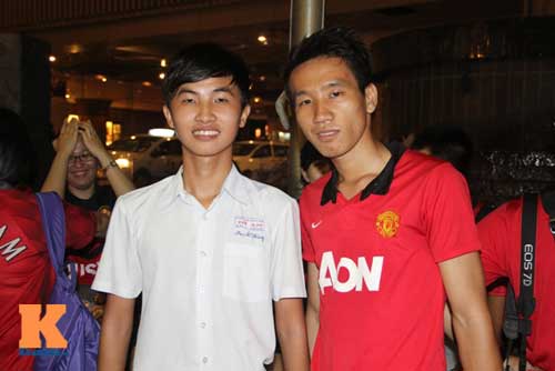 Không được gặp mặt Beckham, fan MU ở VN buồn rầu - 7