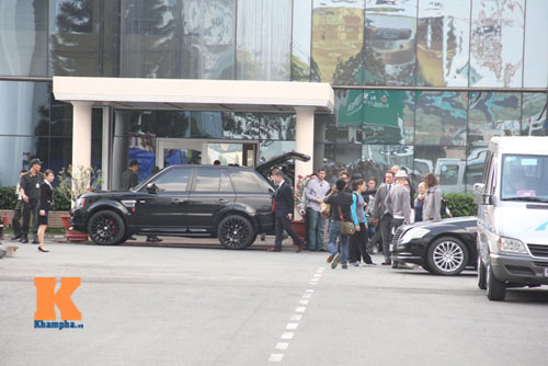 Không được gặp mặt Beckham, fan MU ở VN buồn rầu - 5