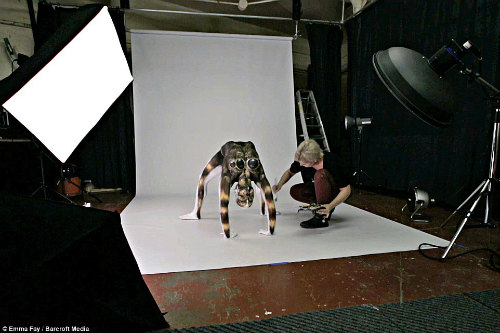 Ngỡ ngàng vẻ đẹp động vật trên cơ thể người - 3