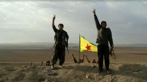 Dân quân cắt đứt đường tiếp tế của IS ở Kobani - 1