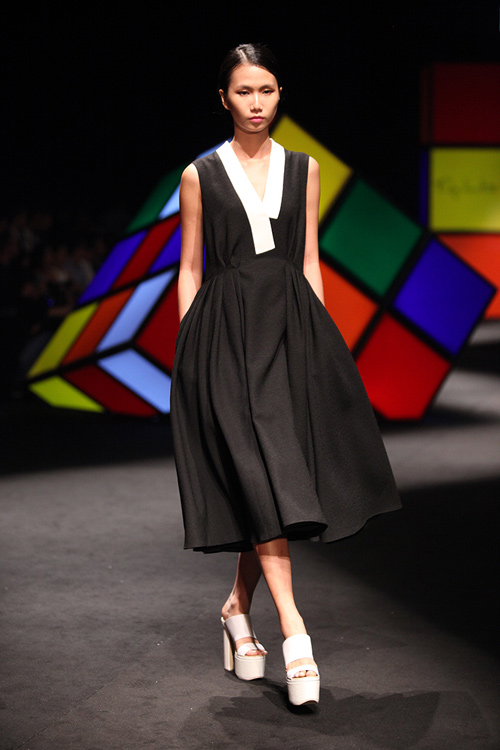 Váy áo họa tiết mèo gây ấn tượng tại Elle show - 12