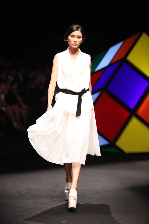 Váy áo họa tiết mèo gây ấn tượng tại Elle show - 13