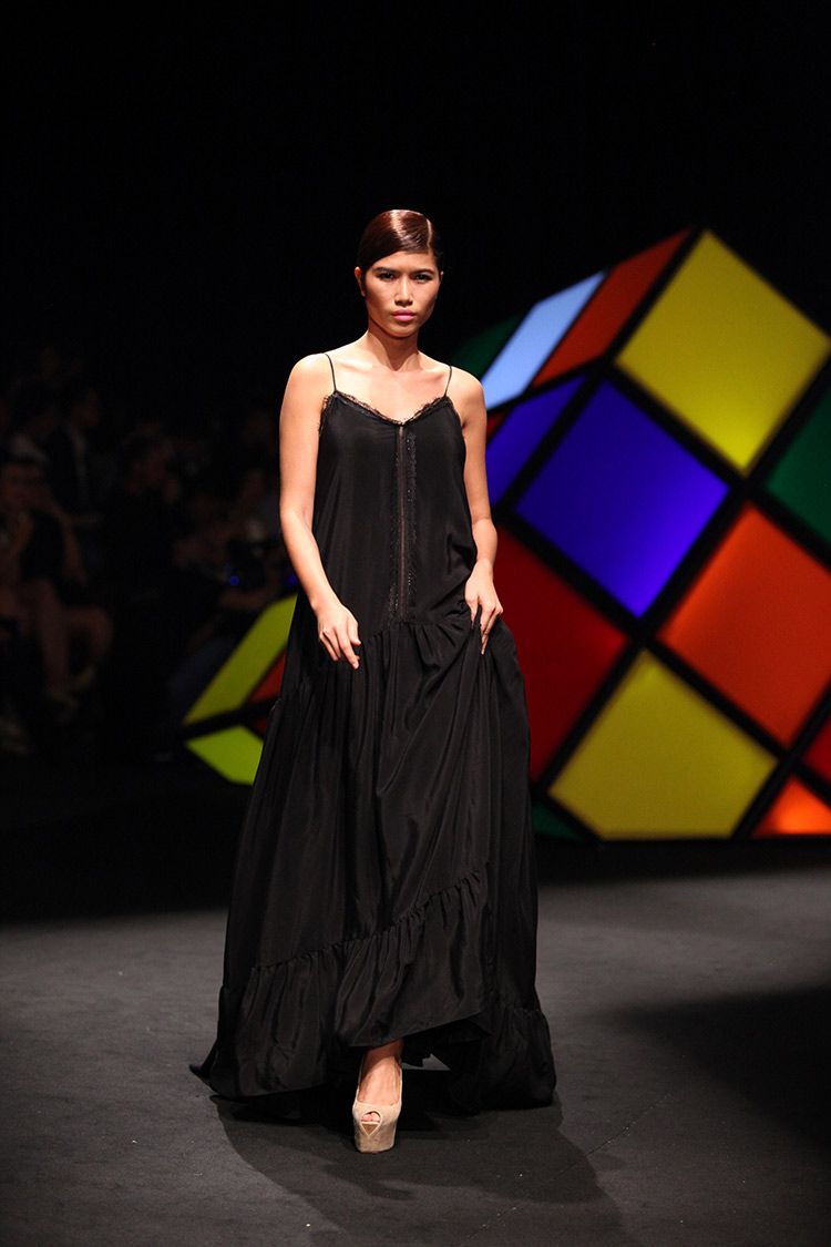 Váy áo họa tiết mèo gây ấn tượng tại Elle show - 8