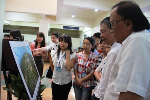 50 tác phẩm đoạt giải “Khoảnh khắc đô thị đại học” - 2
