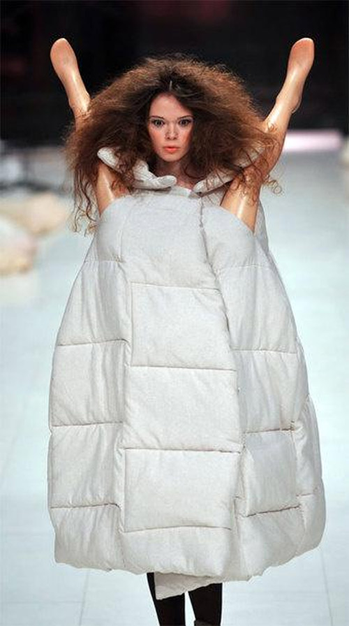 33 trang phục đáng sợ ít ai dám liều mặc - 4