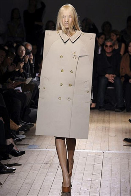 33 trang phục đáng sợ ít ai dám liều mặc - 15