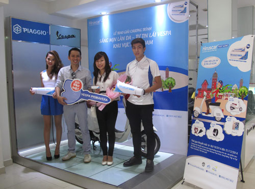 Mặt hết sẹo mụn, tự tin lái Vespa cùng Hiruscar - 1