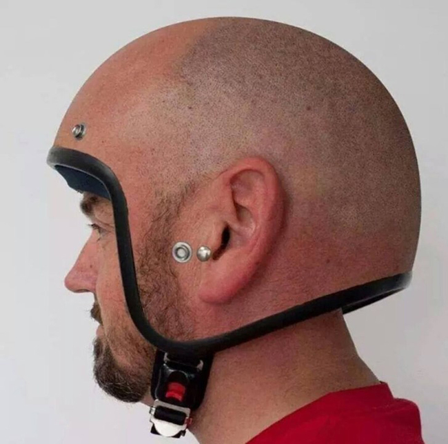 Mũ này có khiến đầu bạn to thêm không
