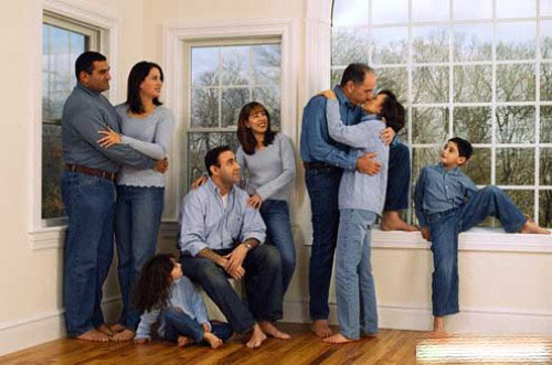 Hãy xem có hình ảnh nào giống gia đình bạn? - 2