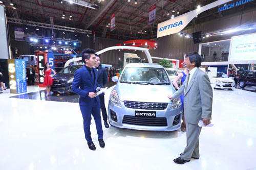 Việt Nam Suzuki giới thiệu mẫu xe Ertiga mới tại Motorshow 2014 - 1