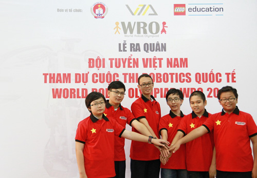 6 học sinh Việt tranh tài tại Olympic Robot Thế Giới - 1