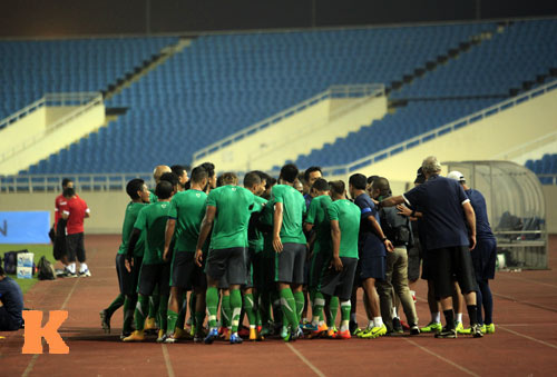 Tập luyện, ĐTVN và Indonesia "hâm nóng" sân Mỹ Đình - 10