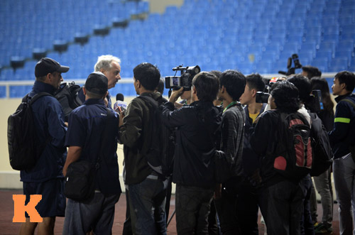 Tập luyện, ĐTVN và Indonesia "hâm nóng" sân Mỹ Đình - 11