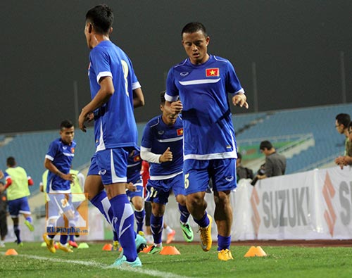 Tập luyện, ĐTVN và Indonesia "hâm nóng" sân Mỹ Đình - 9