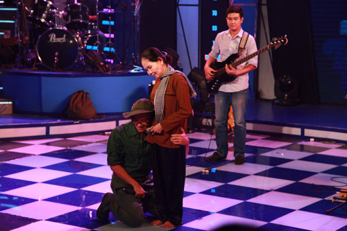 Hồ Hoài Anh xúc động chia sẻ về mẹ trên ghế nóng - 6