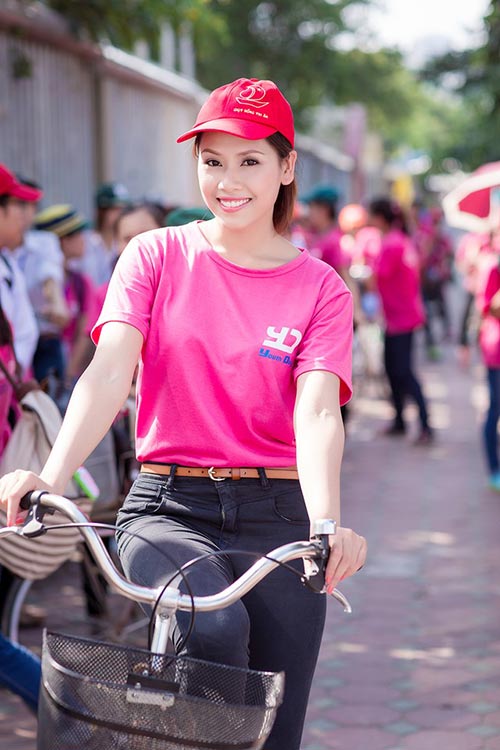 Nguyễn Thị Loan chữa nói ngọng, tự tin đến Miss World - 1
