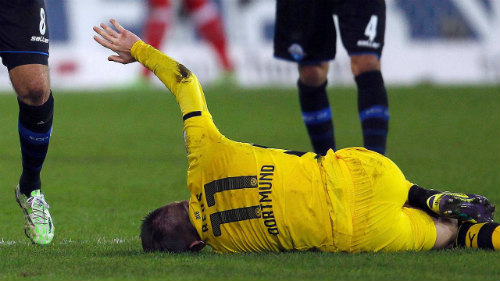Reus lại chấn thương, Dortmund thêm khốn khổ - 1